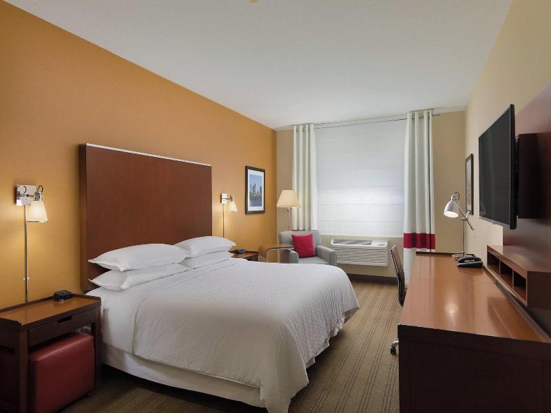 Four Points By Sheraton Portland East image