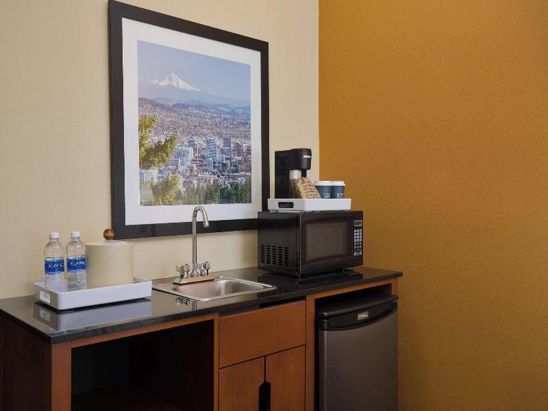 Four Points By Sheraton Portland East image
