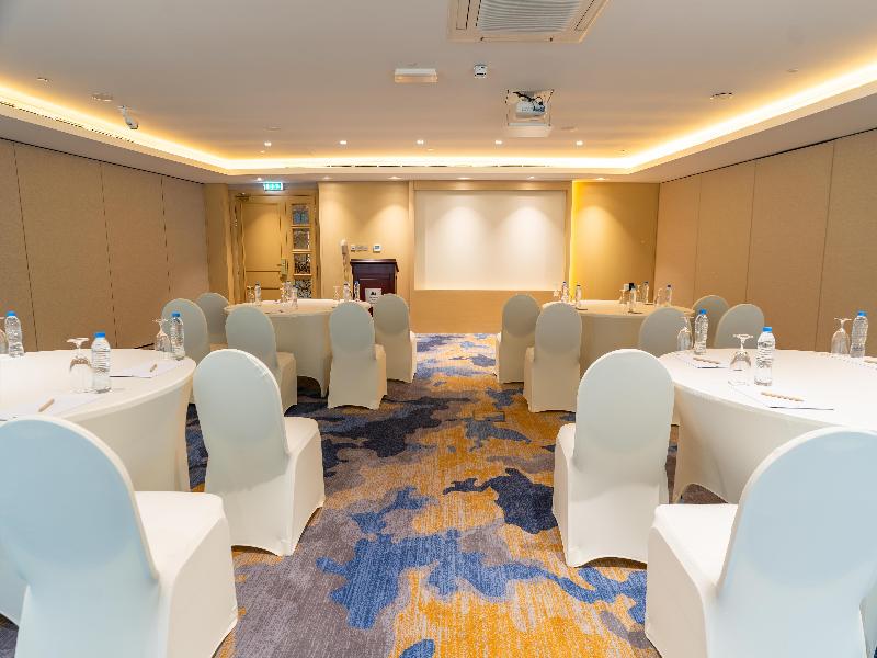 DoubleTree by Hilton Dubai Port Saeed image