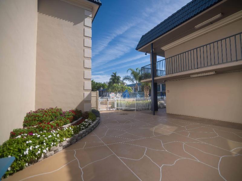 Clarion Inn & Suites Central Clearwater Beach image