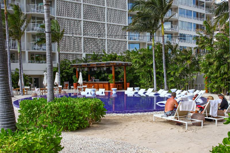 Hilton Vacation Club The Modern Honolulu