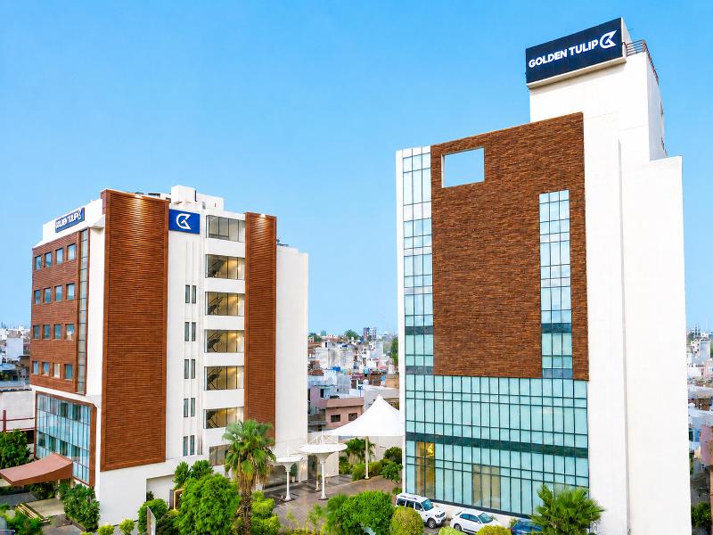 Golden Tulip Lucknow image