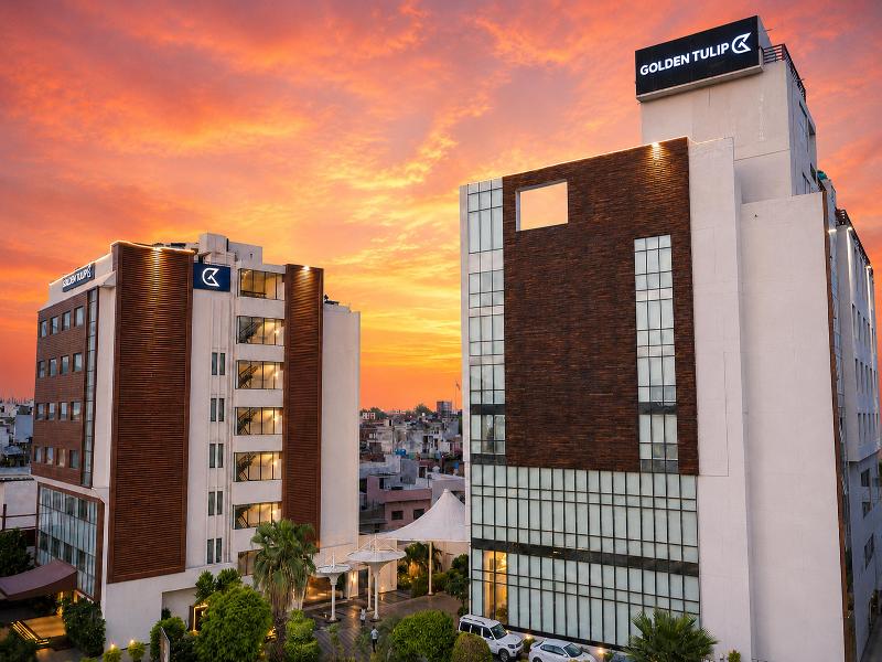 Golden Tulip Lucknow image