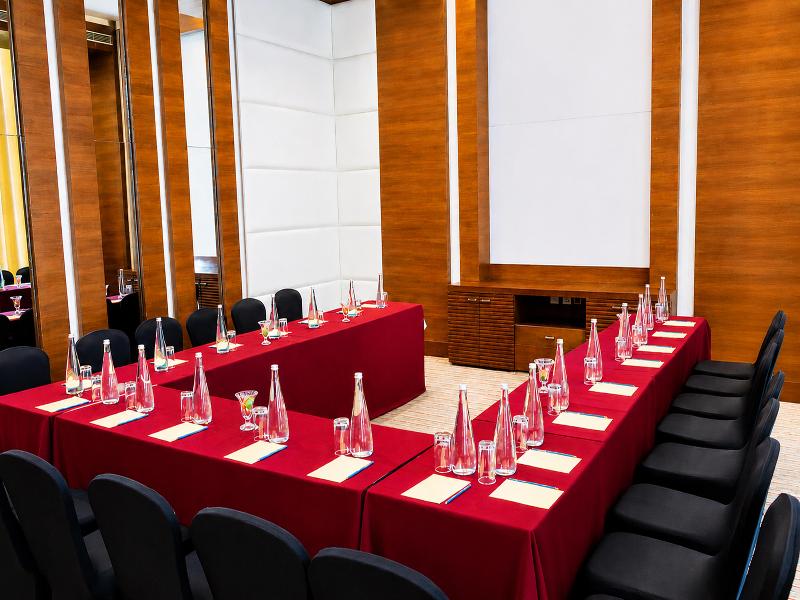 Golden Tulip Lucknow image