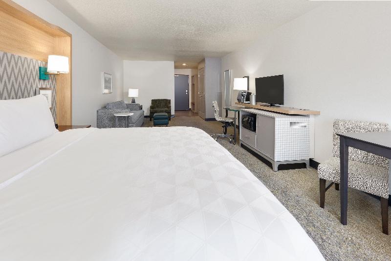 Holiday Inn Twin Falls image