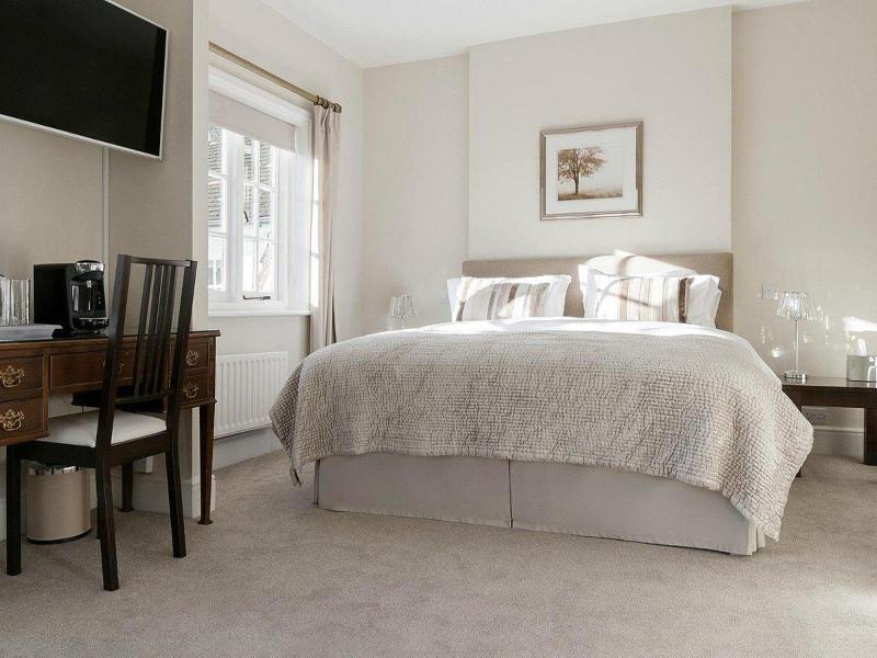 Hurtwood Hotel Bed & Breakfast image