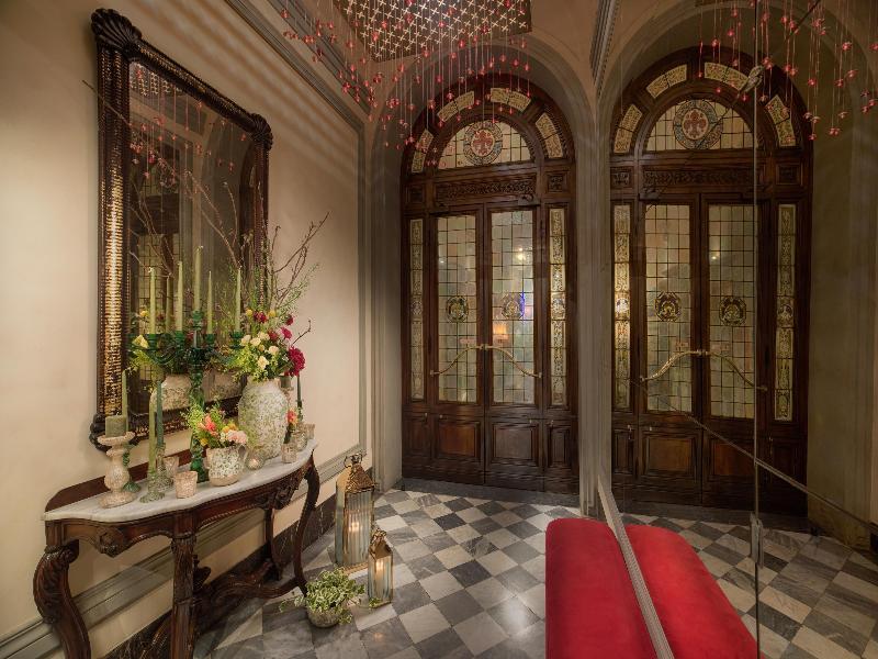 Porta Rossa Hotel Firenze Colbert Collection image