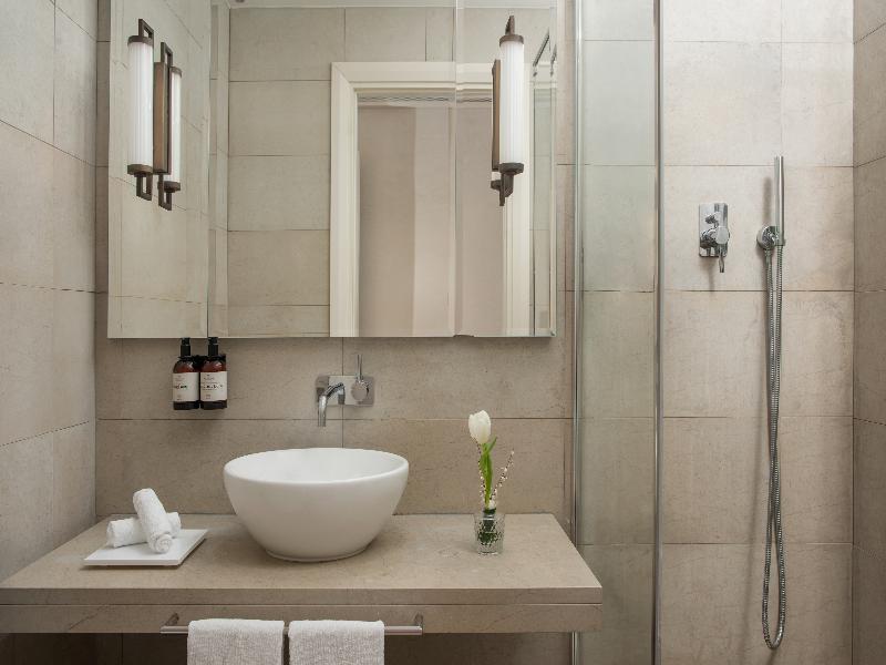 Porta Rossa Hotel Firenze Colbert Collection image