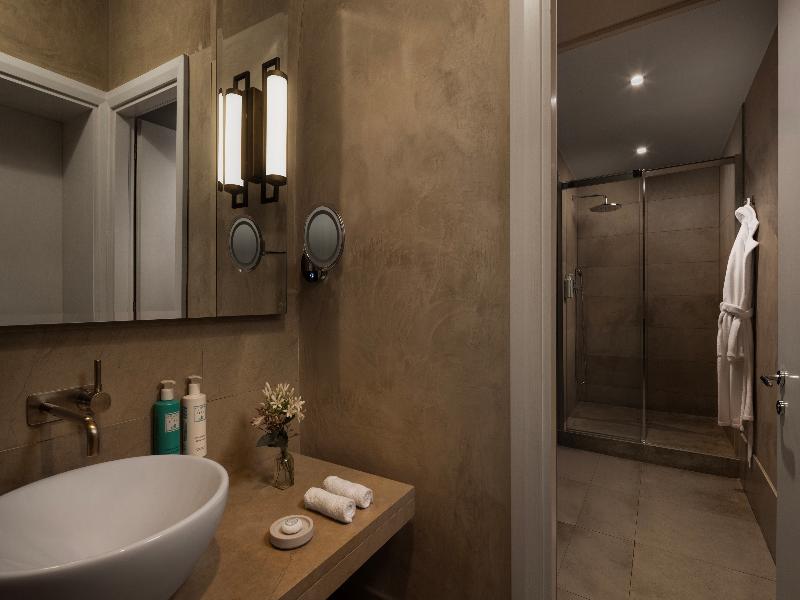 Porta Rossa Hotel Firenze Colbert Collection image
