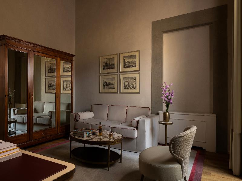 Porta Rossa Hotel Firenze Colbert Collection image