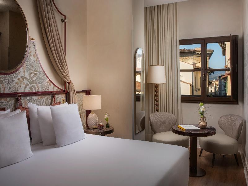 Porta Rossa Hotel Firenze Colbert Collection image