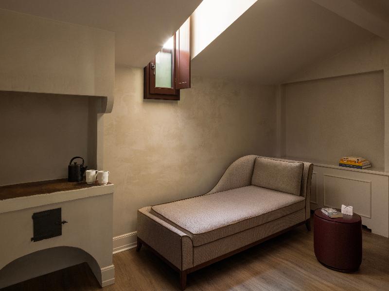 Porta Rossa Hotel Firenze Colbert Collection image
