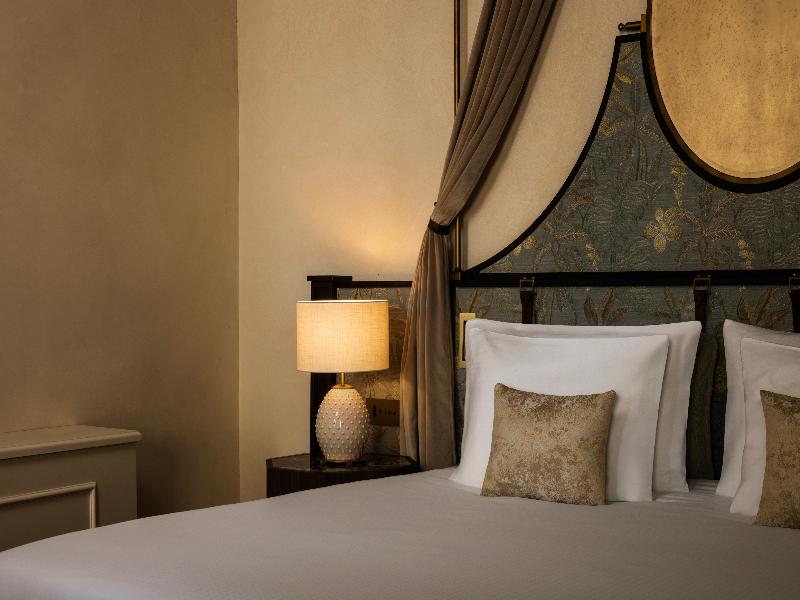 Porta Rossa Hotel Firenze Colbert Collection image
