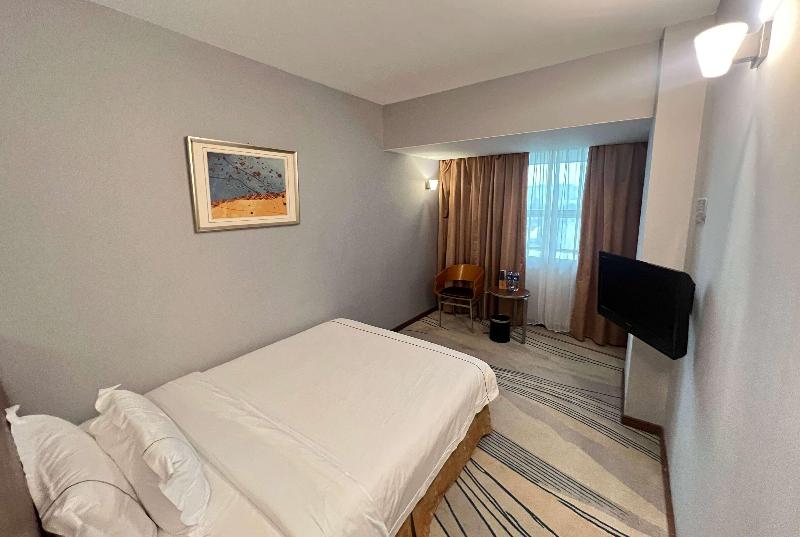 Days Inn Guangzhou image