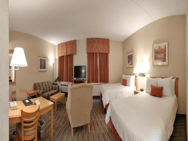 Humphry Inn & Suites Winnipeg image