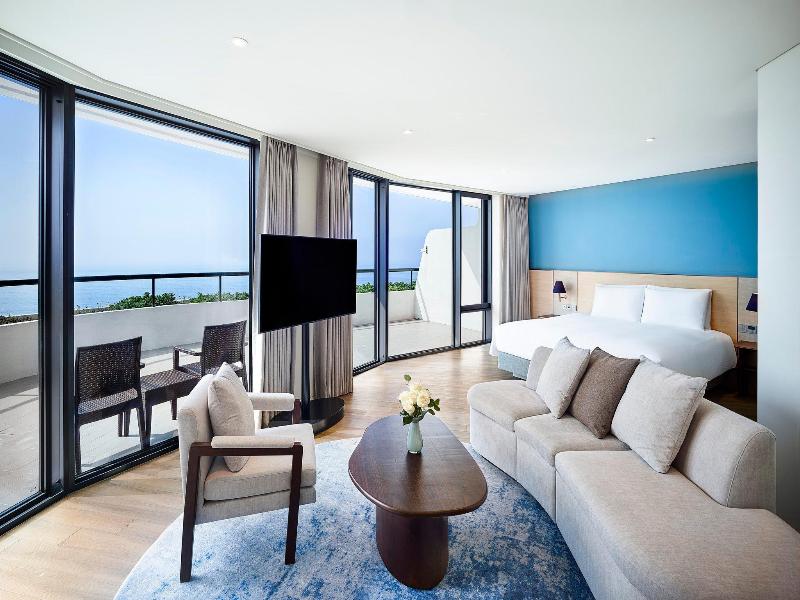 Parnas Hotel Jeju image