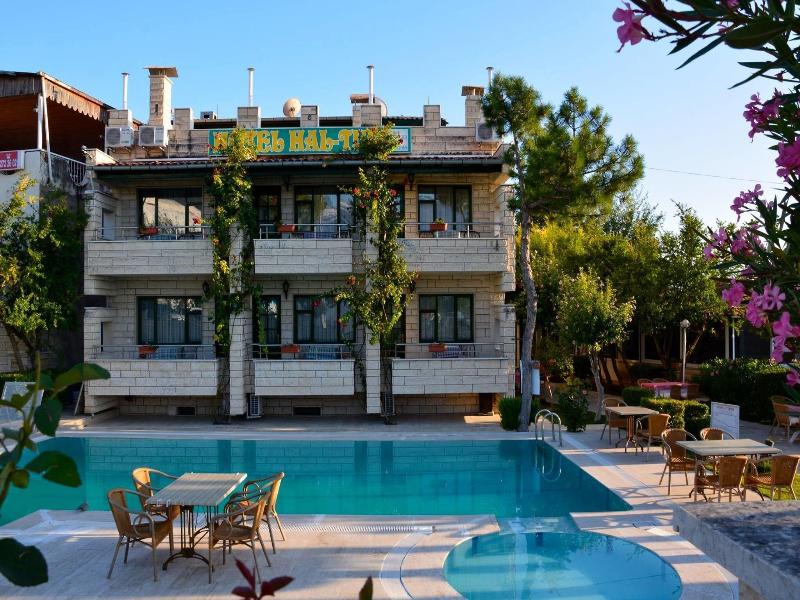 Hal-Tur Hotel