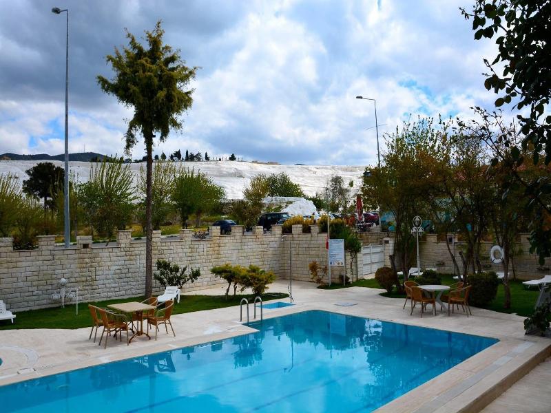 Hal-Tur Hotel