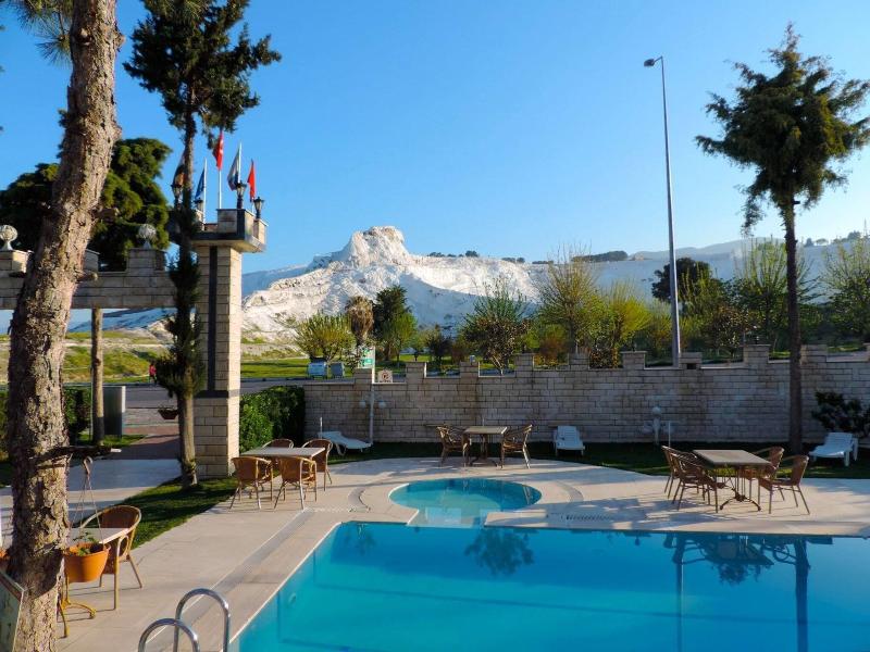 Hal-Tur Hotel