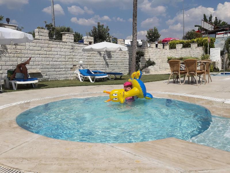 Hal-Tur Hotel