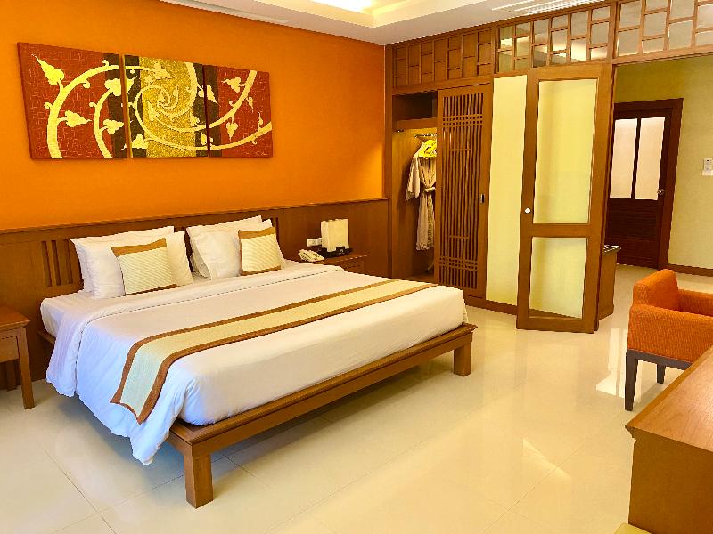 Le Murraya Resort image