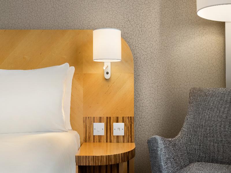 Ramada Hotel & Suites Coventry image