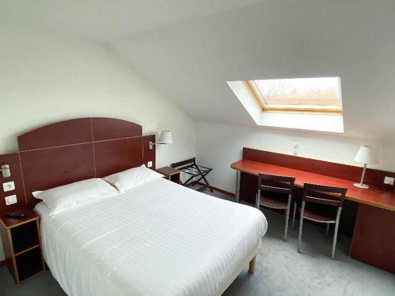 Kyriad Direct Roanne image