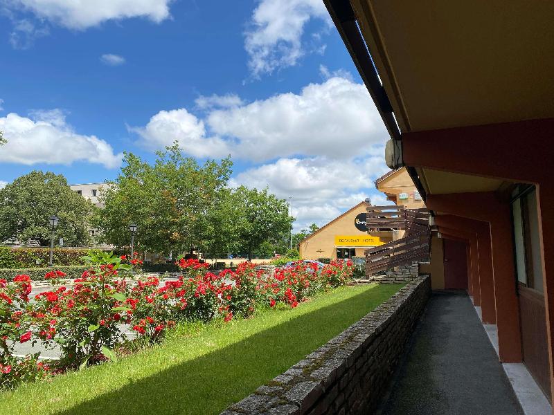 Kyriad Direct Roanne image