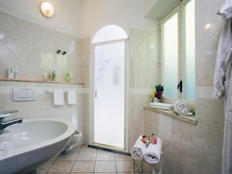 Villa Angela Terme image