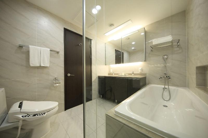 Orakai Insadong Suites Seoul image