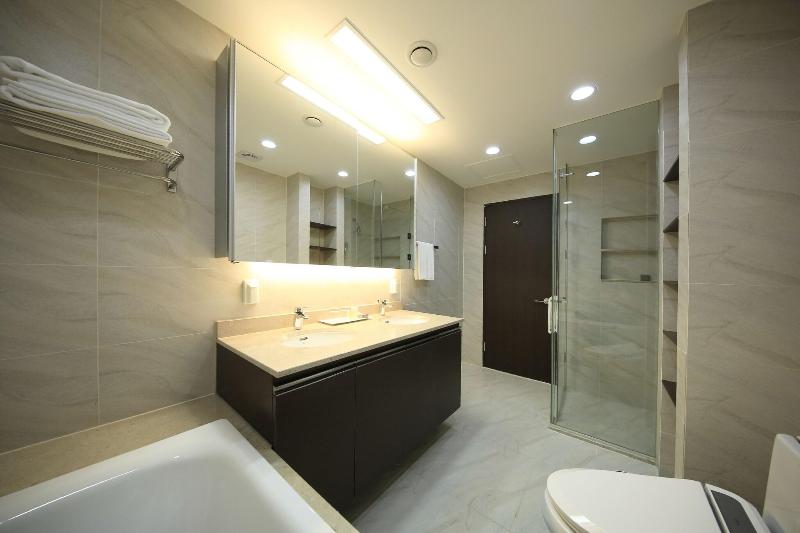 Orakai Insadong Suites Seoul image