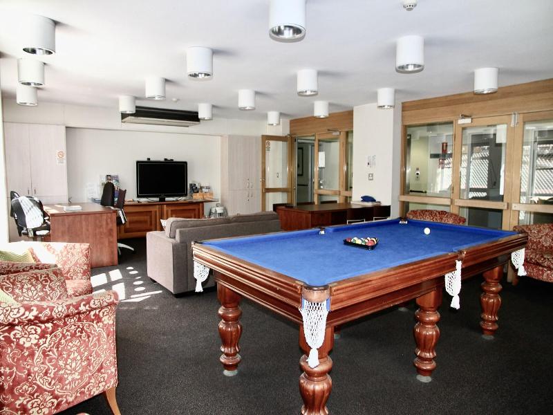 Mariners Court Woolloomooloo image