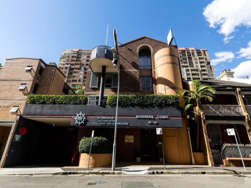 Mariners Court Woolloomooloo image