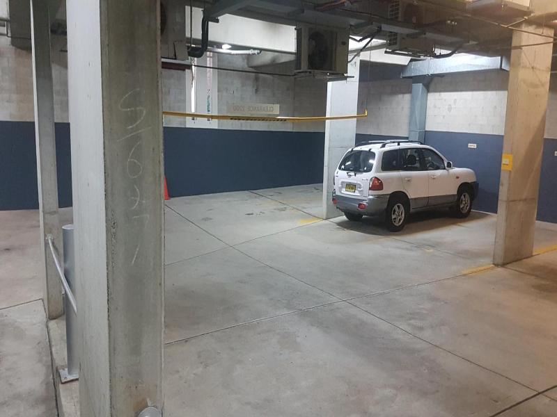 Mariners Court Woolloomooloo image