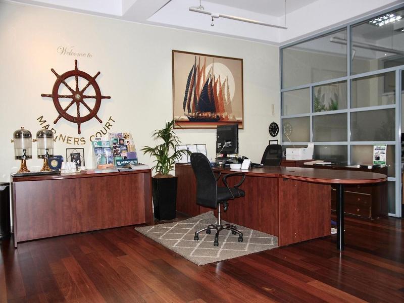Mariners Court Woolloomooloo image