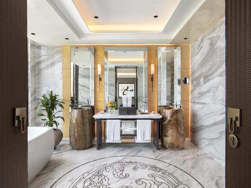 Siam Kempinski Hotel Bangkok image