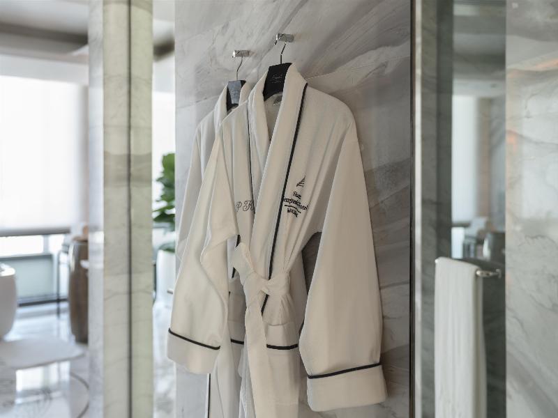 Siam Kempinski Hotel Bangkok image