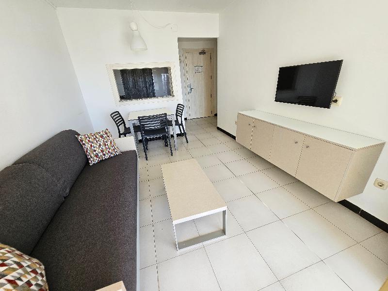 Maria Victoria Apartments image