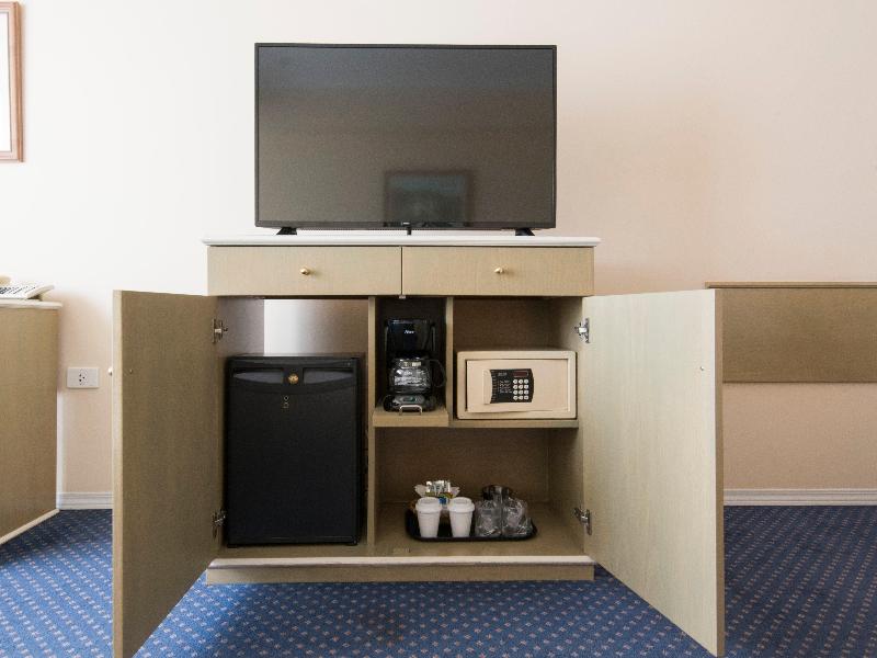 Holiday Inn Cordoba image