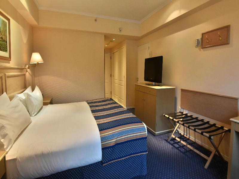Holiday Inn Cordoba image