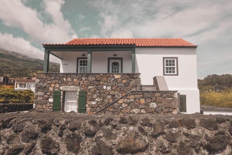Adegas Do Pico image