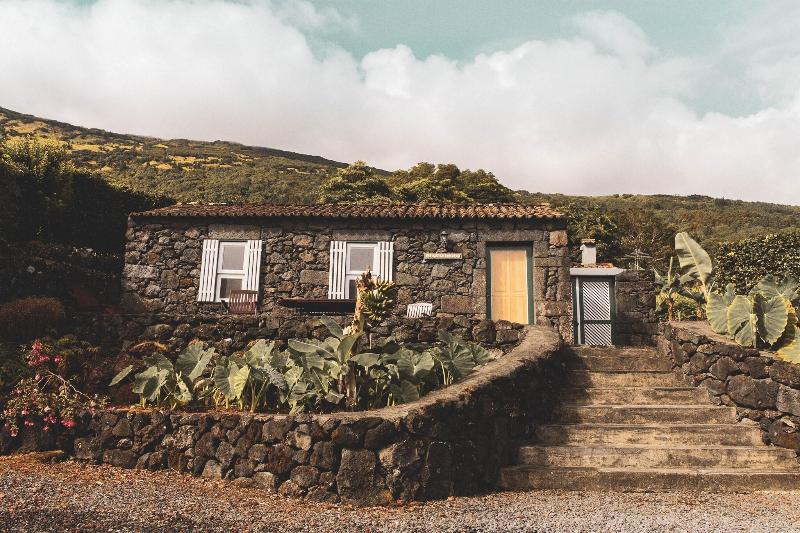 Adegas Do Pico image