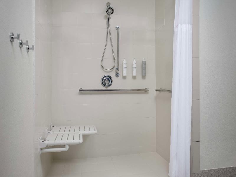 Spark By Hilton Miami Doral image