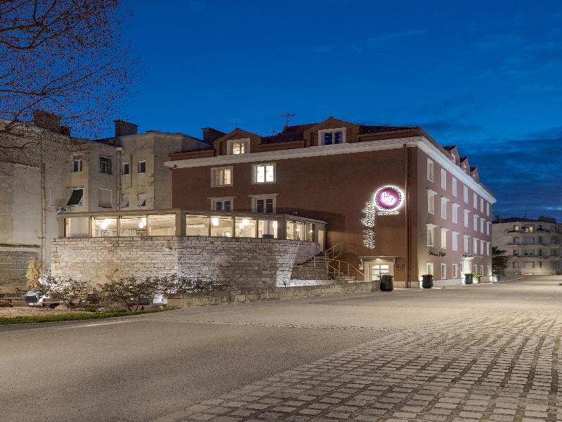 Hotel Bastion image