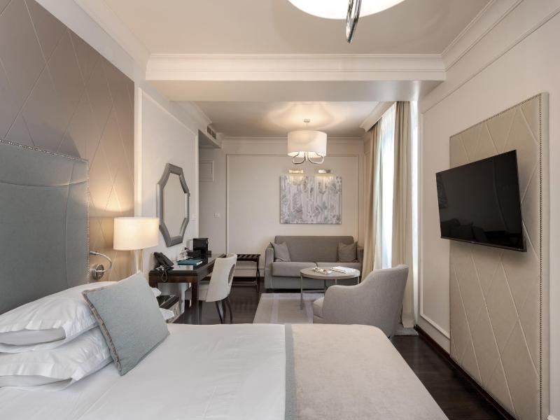 Hotel Bastion image