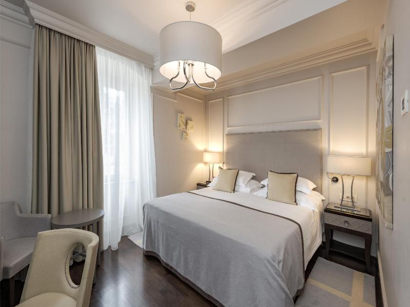 Hotel Bastion image