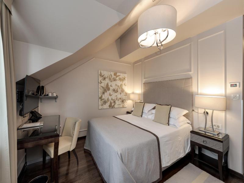 Hotel Bastion image