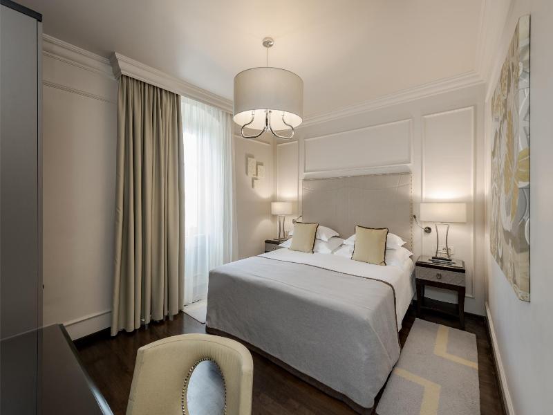 Hotel Bastion image