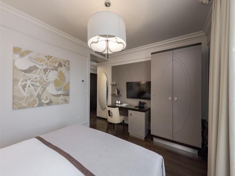 Hotel Bastion image