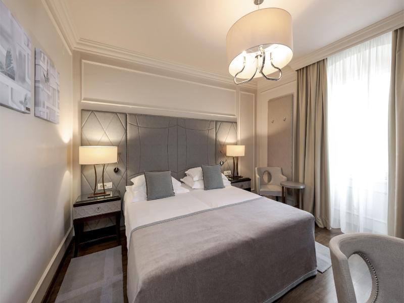 Hotel Bastion image